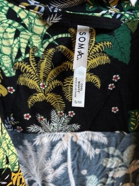 Soma Cool Nights Wrap Style Robe- Size S/M, Black, Multicolor